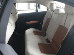 2021款 2.0L 尊贵版