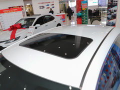 2021款 2.0L 尊贵版