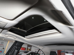 2021款 2.0L 尊贵版