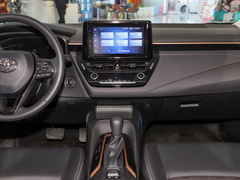 2021款 2.0L 尊贵版