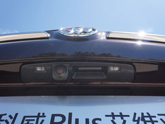 2021款 昂科威Plus Avenir艾维亚 七座版