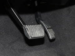 2021款 XFL 2.0T P300 四驱旗舰运动版