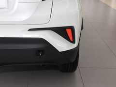 2021款 2.0L 奕享版