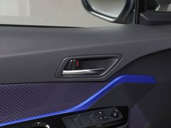 2021款 2.0L 奕享版