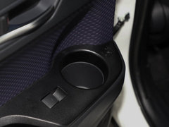 2021款 2.0L 奕享版