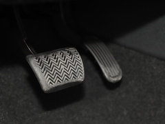 2021款 双擎 2.0L 奕炫版
