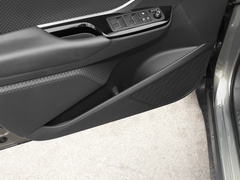 2021款 双擎 2.0L 奕炫版