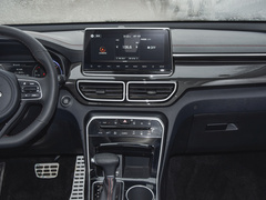 2021款 1.6T 自动两驱豪华版