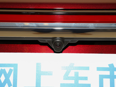 2022款 2.0T 两驱尊享版
