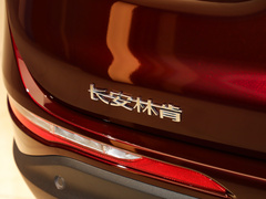 2022款 2.0T 两驱尊享版