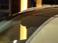 2022款 2.0T 两驱尊享版