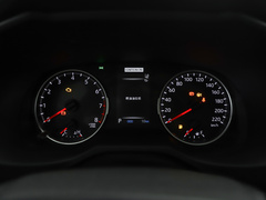 2021款 2.0L CVT两驱豪华版