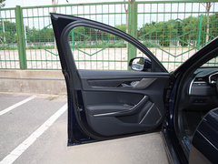 2021款 XFL 2.0T P250 两驱精英运动版