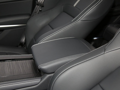 2021款 XFL 2.0T P250 两驱精英运动版