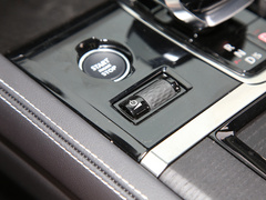 2021款 XFL 2.0T P250 两驱精英运动版