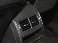 2021款 XFL 2.0T P250 两驱精英运动版