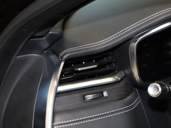 2021款 XFL 2.0T P250 两驱精英运动版