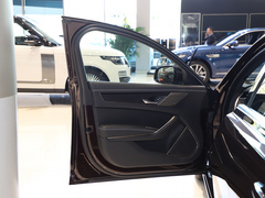 2021款 XFL 2.0T P250 两驱精英运动版