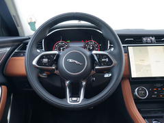 2021款 XFL 2.0T P300 四驱旗舰运动版