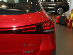2022款 EQA 300 4MATIC 首发特别版
免税
