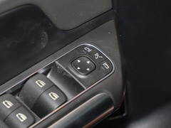 2022款 EQA 300 4MATIC 首发特别版
免税
