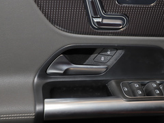 2022款 EQA 300 4MATIC 首发特别版
免税
