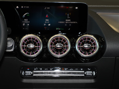 2022款 EQA 300 4MATIC 首发特别版
免税
