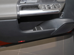 2022款 EQA 300 4MATIC 首发特别版
免税
