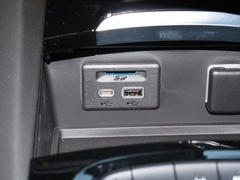 2021款 昂科威Plus 652T 五座豪华型