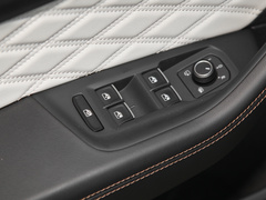 2023款 200万辆纪念版 330TSI DSG豪华型