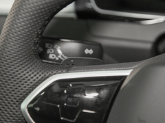 2023款 200万辆纪念版 330TSI DSG豪华型