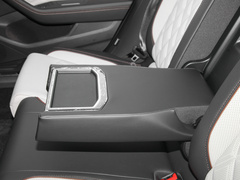 2023款 200万辆纪念版 330TSI DSG豪华型