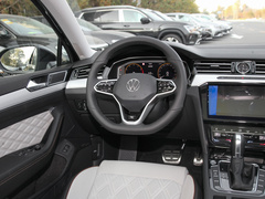 2023款 200万辆纪念版 330TSI DSG豪华型