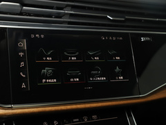 2022款 55 TFSI quattro S line尊贵型