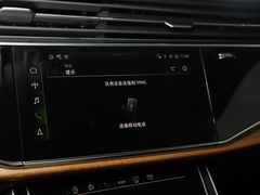 2022款 55 TFSI quattro S line尊贵型