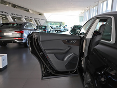 2022款 55 TFSI 豪华动感型
