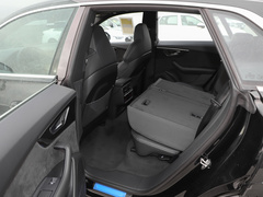 2022款 55 TFSI 臻选动感型