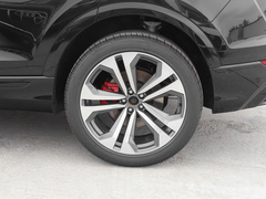 2022款 55 TFSI 尊享动感型