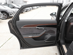2022款 A8L 50 TFSI quattro 豪华型典藏版