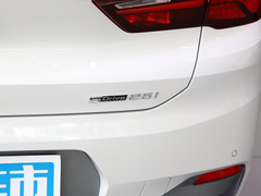 2021款 改款 sDrive25i M越野套装