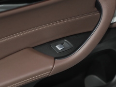 2021款 改款 sDrive25i M越野套装