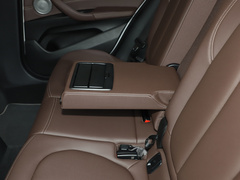 2021款 改款 sDrive25i M越野套装