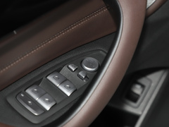2021款 改款 sDrive25i M越野套装