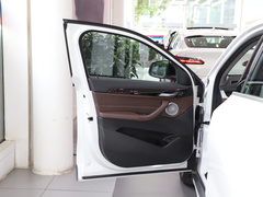 2021款 改款 sDrive25i M越野套装