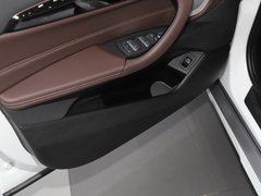 2021款 改款 sDrive25i M越野套装