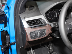 2021款 改款 sDrive25i 曜夜版