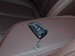 2021款 改款 sDrive25i 曜夜版
