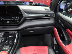 2021款 2.5L HEV四驱尊贵版