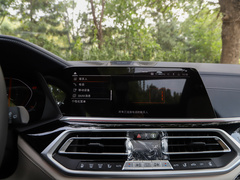 2022款 xDrive M50i