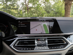 2022款 xDrive M50i